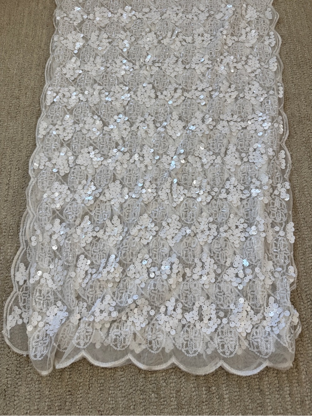 Capulet White Lace Decorative Scarf with Sequin Detail - Picture 4 of 5